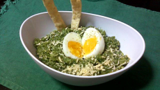 Risotto verde Receta express de risotto verde, ideal para acompañar con huevos pasados por agua o pollo grillado.