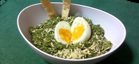 Receta express de risotto verde, ideal para acompañar con huevos pasados por agua o pollo grillado.