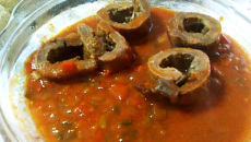 Tuco de matambre Un genial tuco casero con el gusto a "Tuco de la abuela" con sabrosos rollitos de matambre.